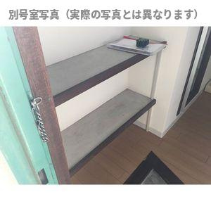 レジデンスヒカリの玄関