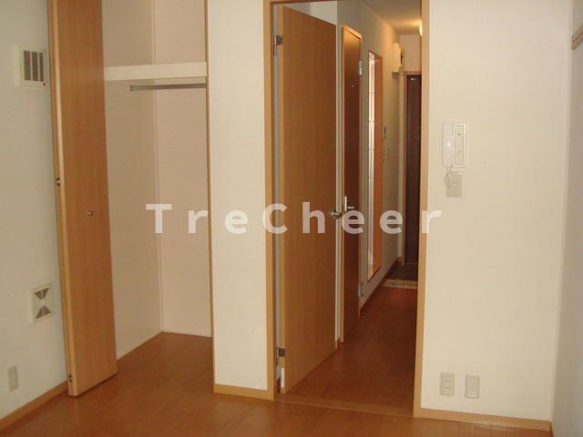 ドミールM.Sの玄関