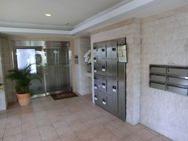 ジェイ・ジルーＢのエントランス|エントランスです☆