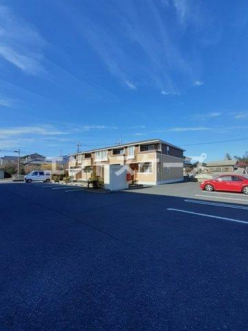 アレックスの駐車場|高崎、前橋のお部屋探しはエンドスケープまで！お客様の理想お聞かせ下さい♪