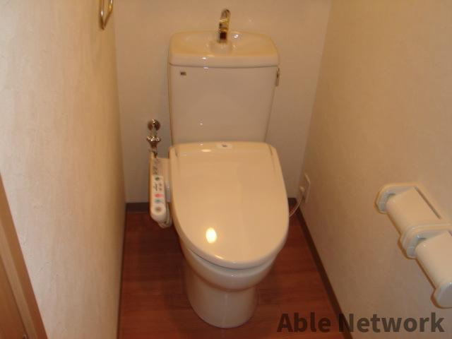 モンテ・アンヴェリーノのトイレ|温水洗浄便座付き