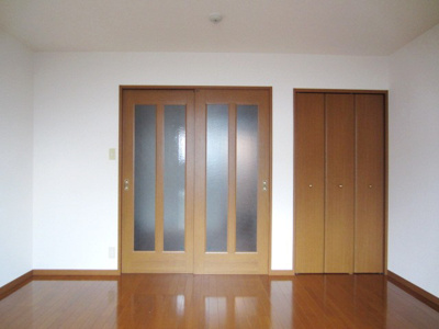 【寝室】 | リヴェール弐番館