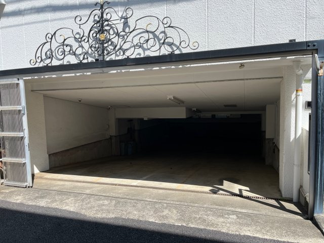 向丘2-25-13駐車場の駐車場