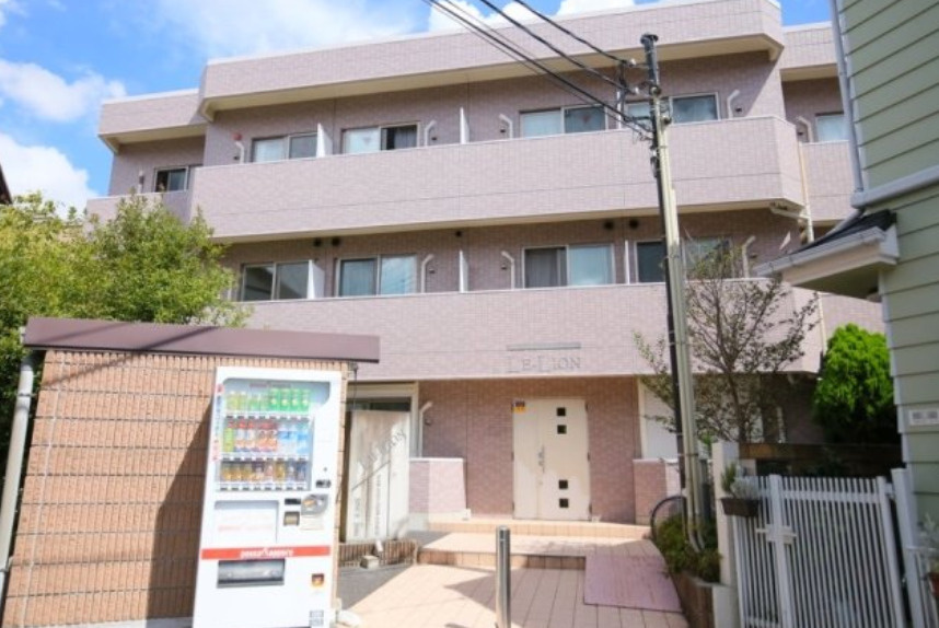 中野区白鷺３丁目の賃貸マンションの外観
