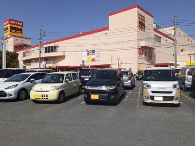 【周辺】 | フローラ１６ | MEGAドン・キホーテ 福重店まで610m