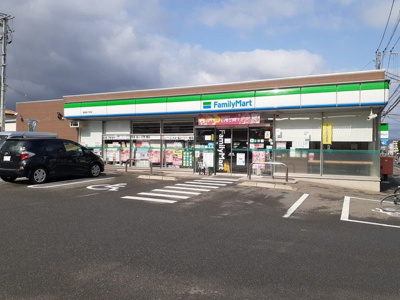 【周辺】 | フローラ１６ | ファミリーマート福岡拾六町店まで450m