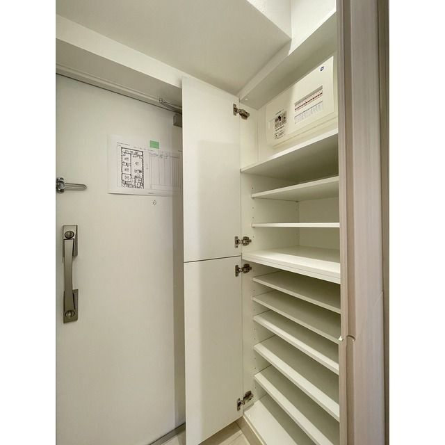グランエール森下ＷＥＳＴの収納
