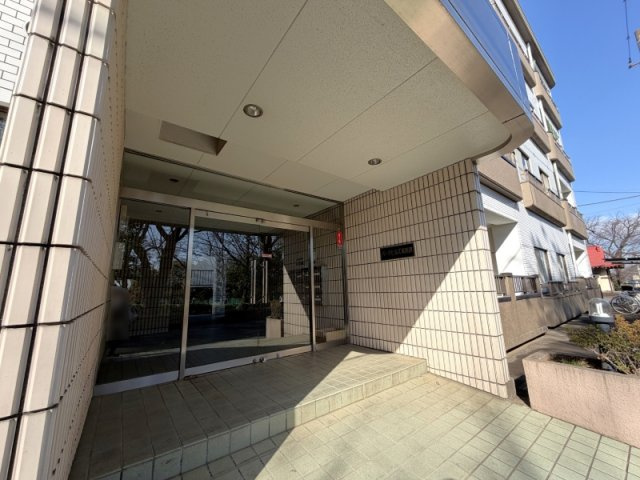 パークヒルズ東所沢のエントランス