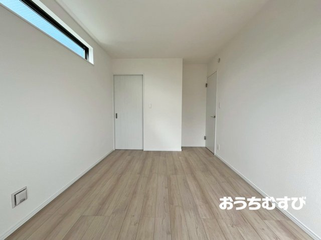 春日井市東野町7期（全2棟）の洋室