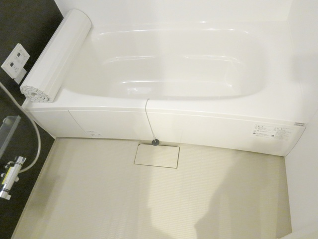 ビューノラメゾンの浴室|のびのーび足が伸ばせる広い浴槽です！
