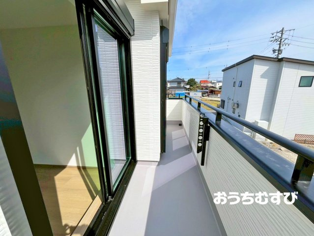 春日井市東野町7期（全2棟）のバルコニー