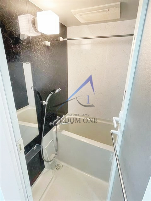 ロアール大塚弐番館の浴室|お風呂です。