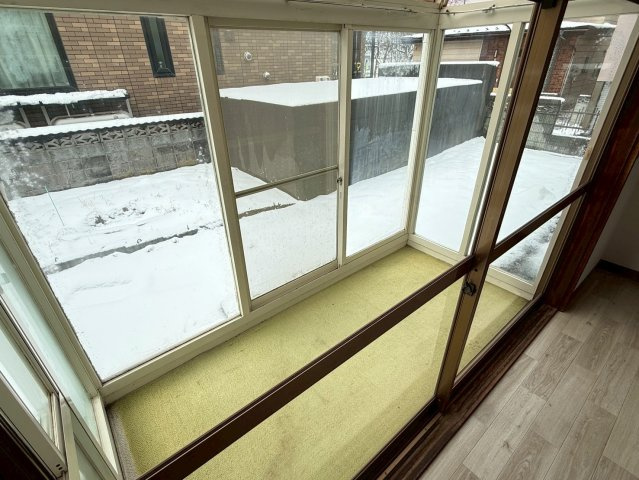 桜ヶ岡2丁目　リフォーム済中古住宅のその他|サンルーム