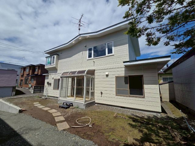 桜ヶ岡2丁目　6LDKリフォーム済中古住宅の庭