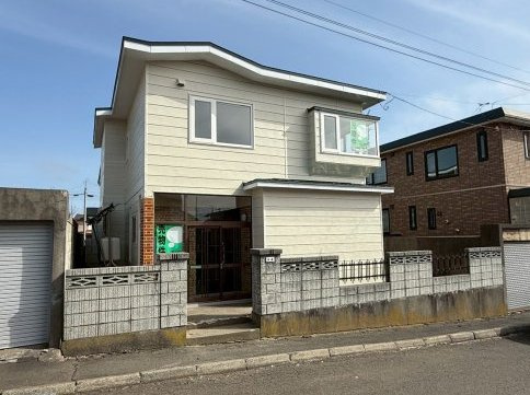 桜ヶ岡2丁目　リフォーム済中古住宅の外観