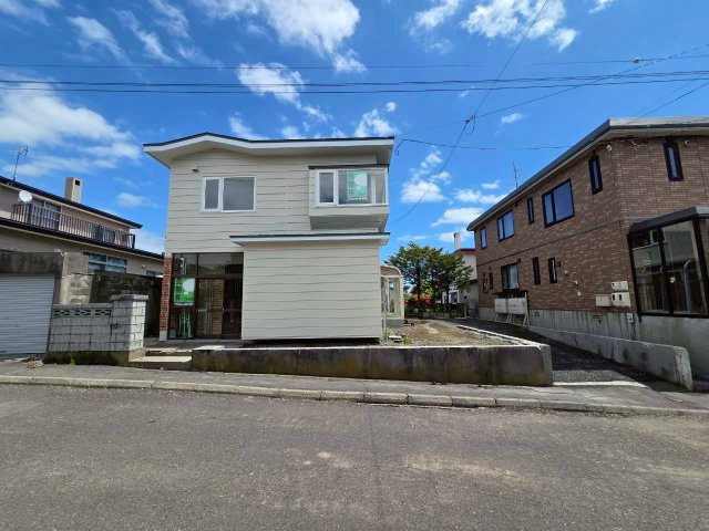 桜ヶ岡2丁目　6LDKリフォーム済中古住宅の外観