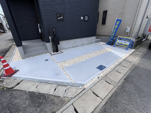 松戸市栄町２丁目新築戸建（栄町17期）の駐車場|駐車スペース完備