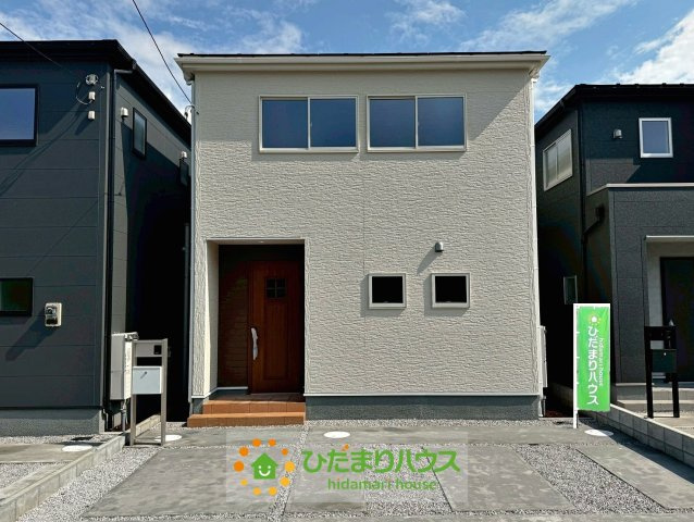 蓮田市西新宿　新築一戸建て　02　リーブルガーデンの外観