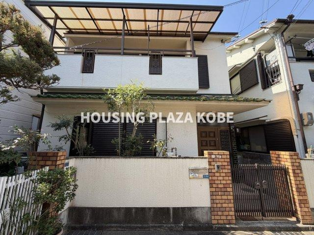 村雨町５丁目貸家のエントランス