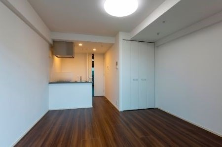 【居間・リビング】ウイングテラス京急川崎 