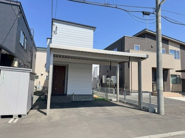 月寒東4条18丁目　一戸建て