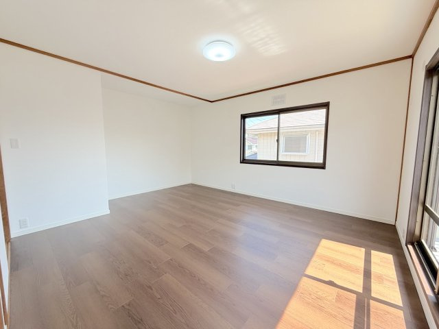 光が丘3丁目戸建ての洋室