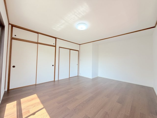 光が丘3丁目戸建ての洋室
