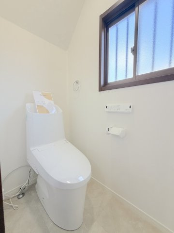 光が丘3丁目戸建てのトイレ