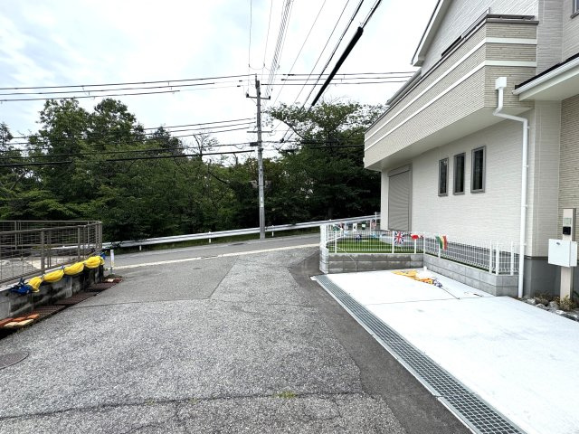 神戸市垂水区南多聞台5丁目新築戸建C号地の前面道路含む現地写真