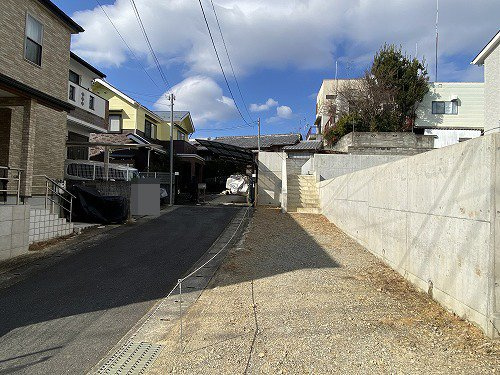 大宮薬師山東町 新築戸建(3号地)の前面道路含む現地写真