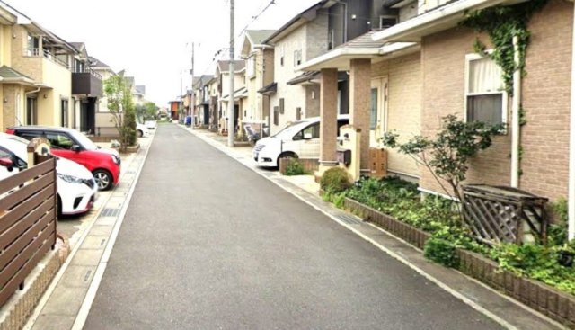 【中古】川越市的場中古住宅の前面道路含む現地写真|前面道路含む現地写真です