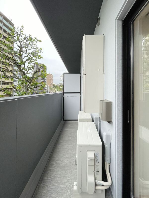 S-RESIDENCE新宿早稲田avelisのバルコニー