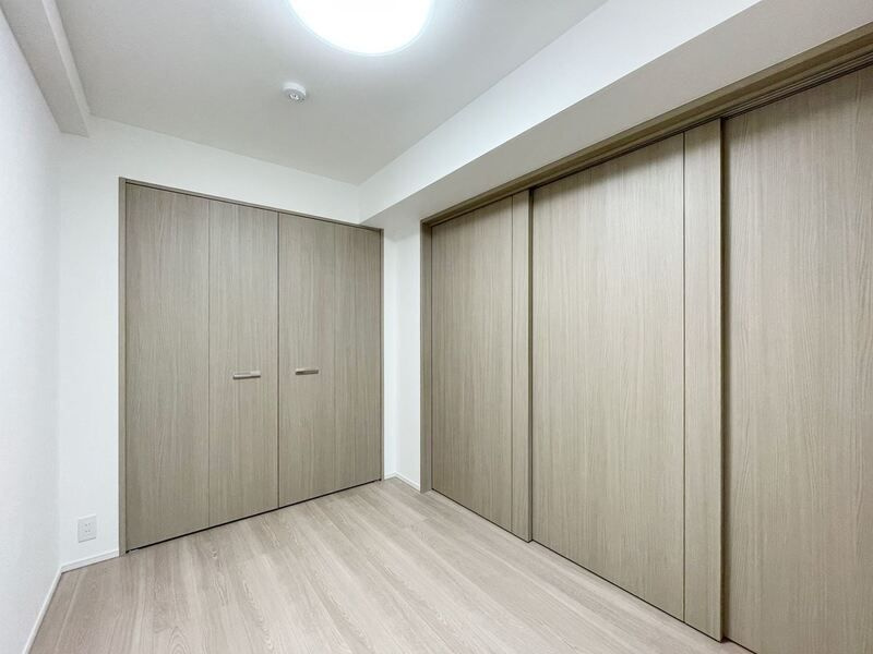 S-RESIDENCE新宿早稲田avelisの洋室