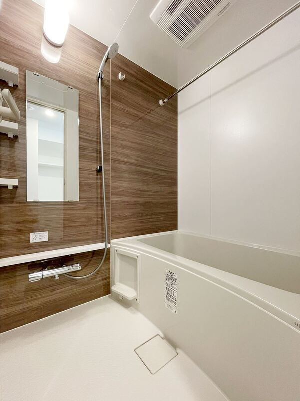 S-RESIDENCE新宿早稲田avelisの浴室