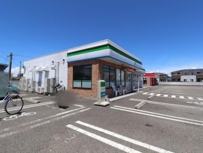  | カーサ八代 | ファミリーマート八代古閑中町店 ３８３ｍ