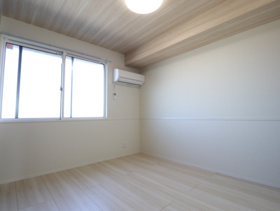 【寝室】 | カーサ八代 | 【カーサ八代】203 洋室