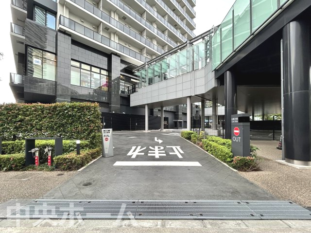 シティタワーズ東京ベイウエストタワーの駐車場|【敷地内駐車場】最新の空き状況や費用などの詳細は担当スタッフまでお問い合わせください。