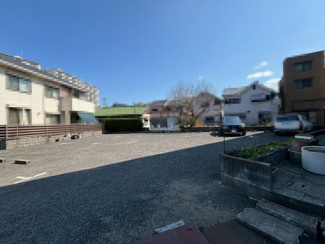 【外観】 | 東山　売土地 | 土地面積約１７９．７４坪と広々、多用途にご利用いただけます♪現況月極駐車場になっております！