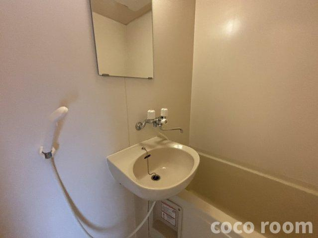 ミコノスの洗面所