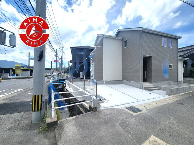 糟屋郡宇美町大字井野第5-3棟(1号棟)の前面道路含む現地写真|見学の時間などお気軽にお問い合わせ下さい。