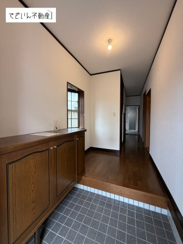 【玄関】 | 熊谷市玉井南3丁目　中古住宅   | 現地(2026年9月撮影)