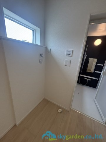 秦野市平沢第19　新築戸建　全１棟１号棟　のランドリースペース