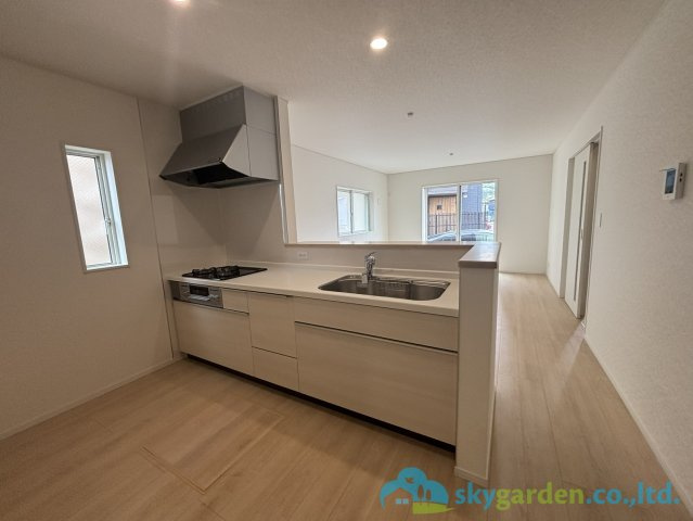 秦野市平沢第19　新築戸建　全１棟１号棟　のキッチン