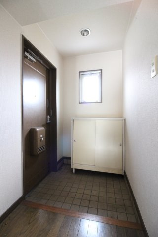ラフォーレYAMADAの玄関