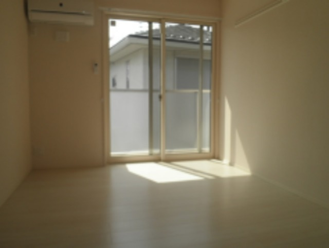 まほろば日進　SouthCourtの寝室|寝室にもエアコン付き