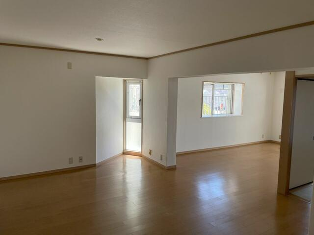 ふよう小戸ハイツの居間・リビング