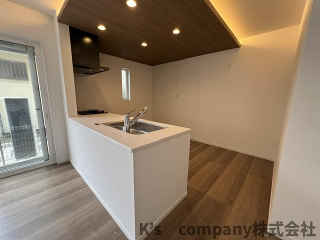茅ヶ崎市南湖3丁目　新築戸建　1号棟のキッチン|キッチンスペース◇◇