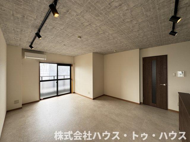 グレイスフルコート２１の居間・リビング