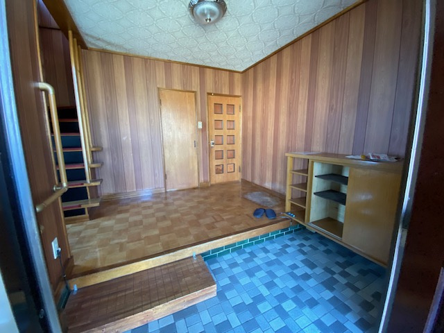 網走市字藻琴１８９番地の玄関