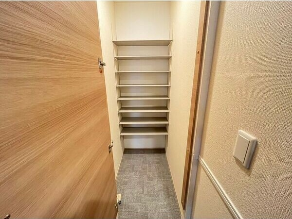 D-room名駅 F棟の収納